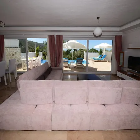 Erer Villa